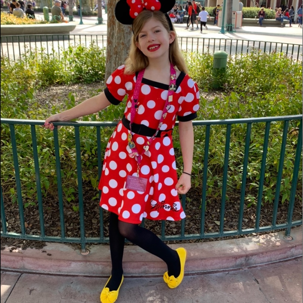 Girls Minnie Mouse dress & shoes